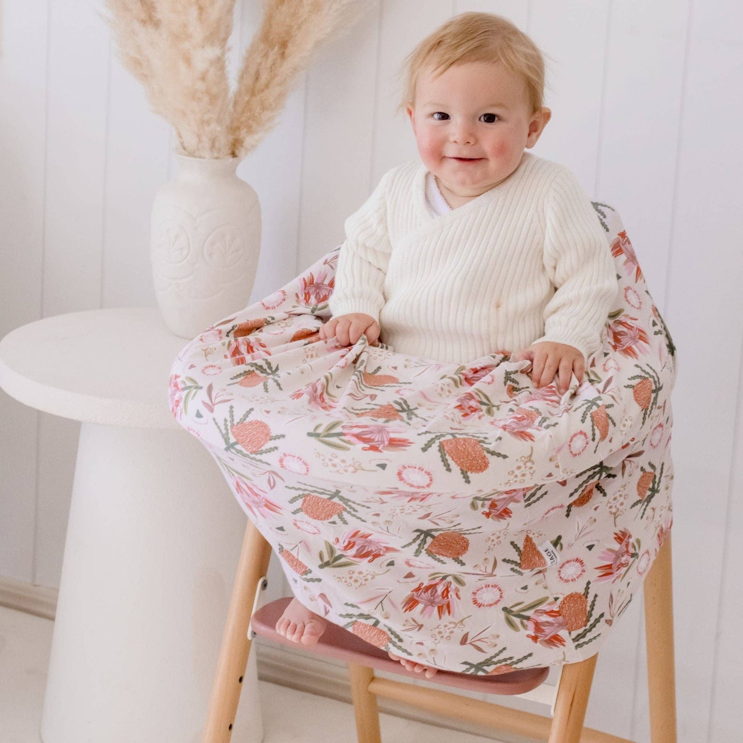 Multi-Use Nursing Mama Cover - Gumnut Blossoms