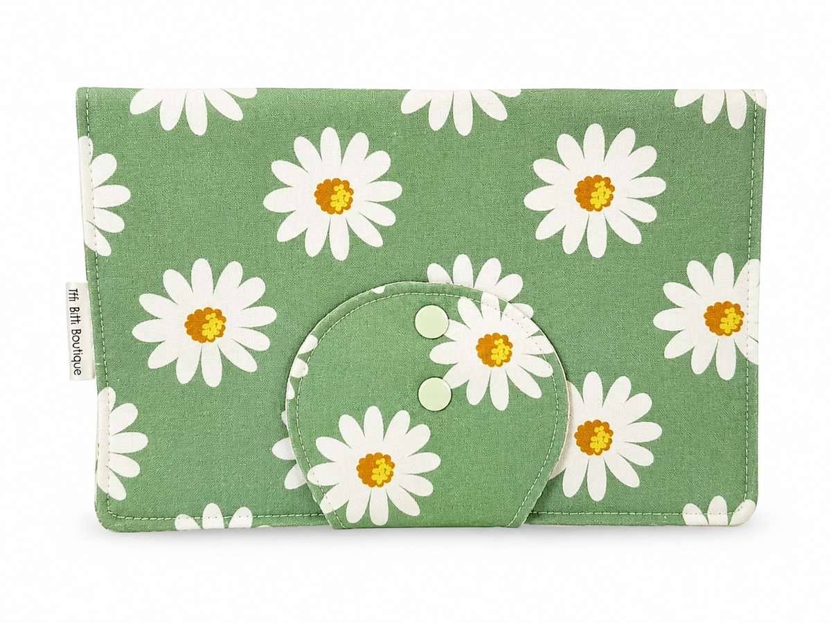 Daisy Nappy Clutch
