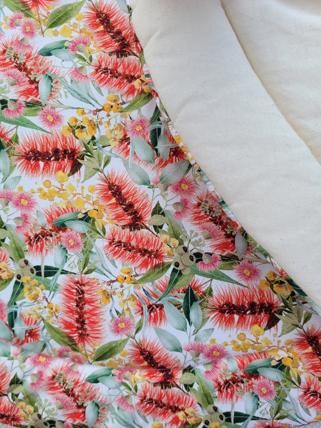 Bottlebrush playmat