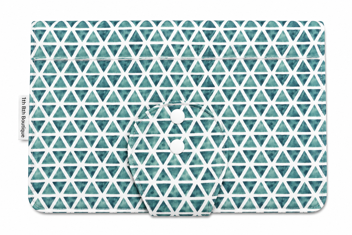 Traingles Nappy Clutch