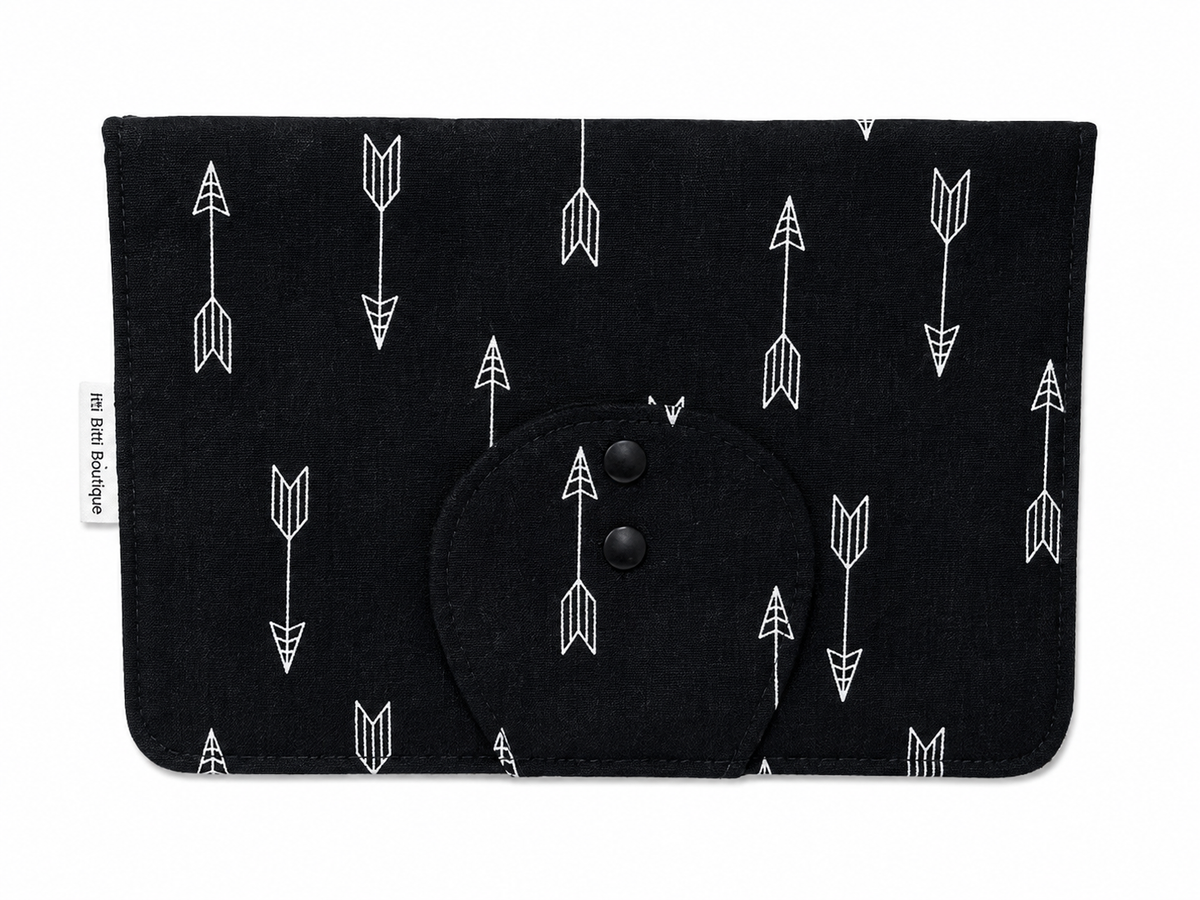 Black/White Arrows Nappy Clutch